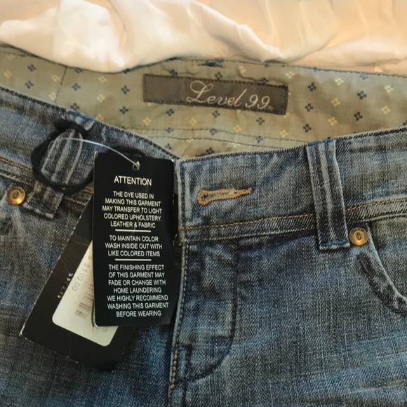 Jean - Picture 3 of 6